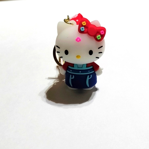 Hello Kitty 3D Keychain Purple Wrist Strap, NEW - Picture 2 of 4